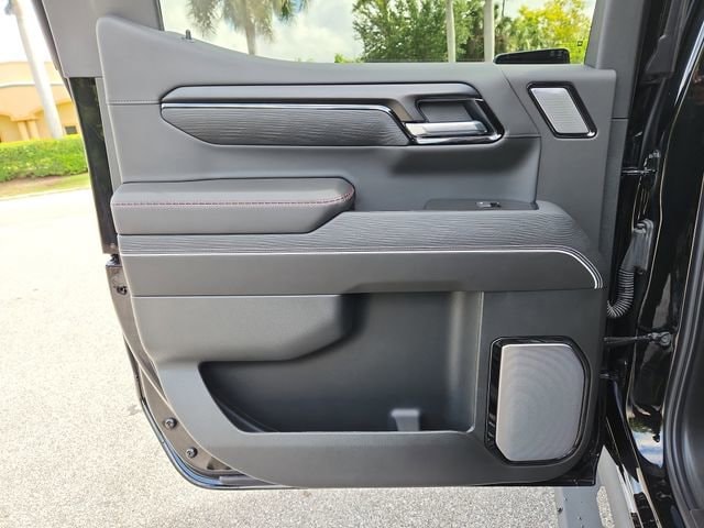2026 GMC Sierra 1500 AT4X - Photo 9
