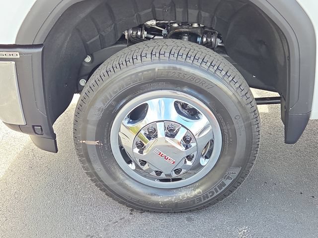 2026 GMC Sierra 3500HD SLE - Photo 7