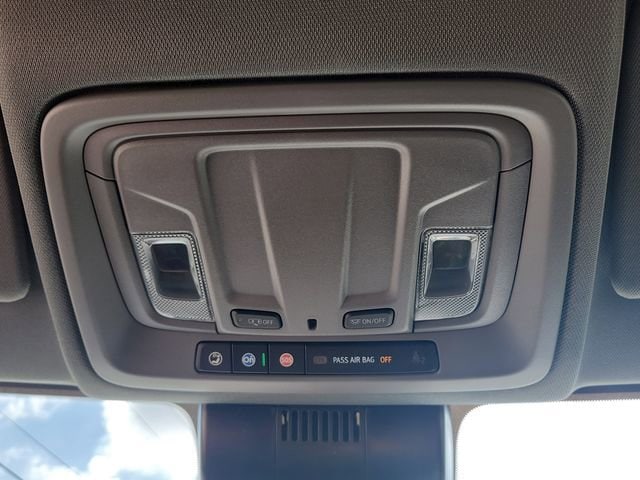 2025 GMC Sierra 3500HD Pro - Photo 23