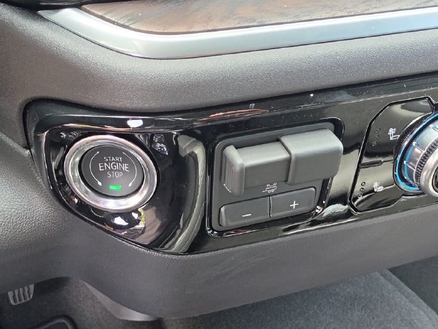 2026 GMC Sierra 1500 SLT - Photo 29