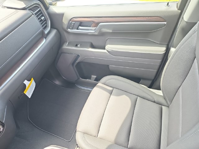2026 GMC Sierra 1500 SLT - Photo 14