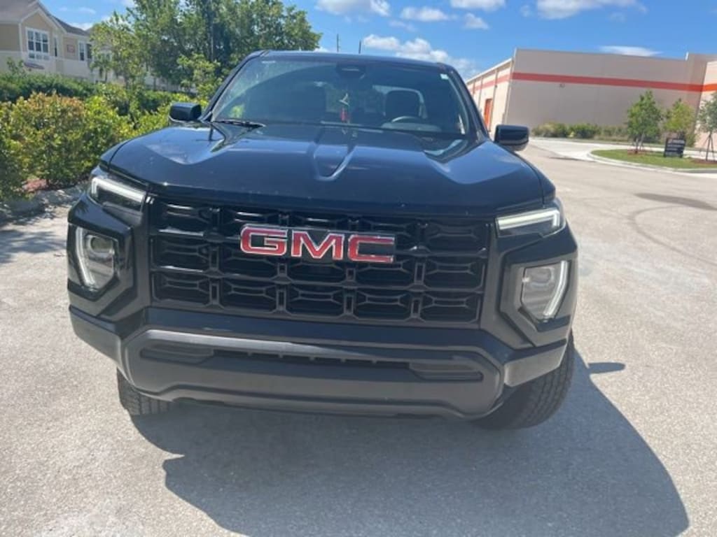 Used 2024 GMC Canyon Elevation Truck