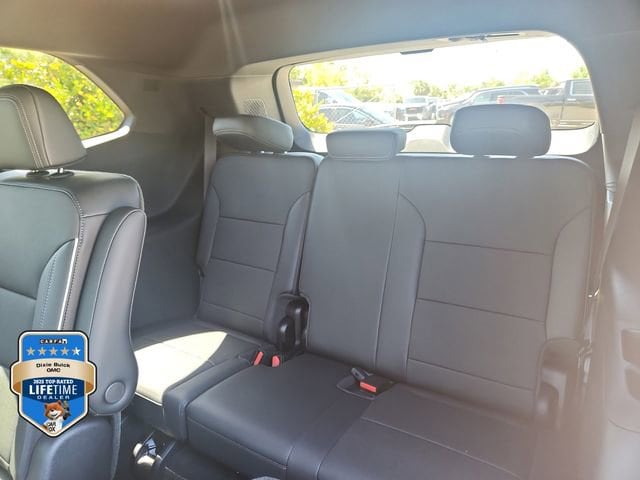 2026 Buick Enclave Preferred - Photo 10