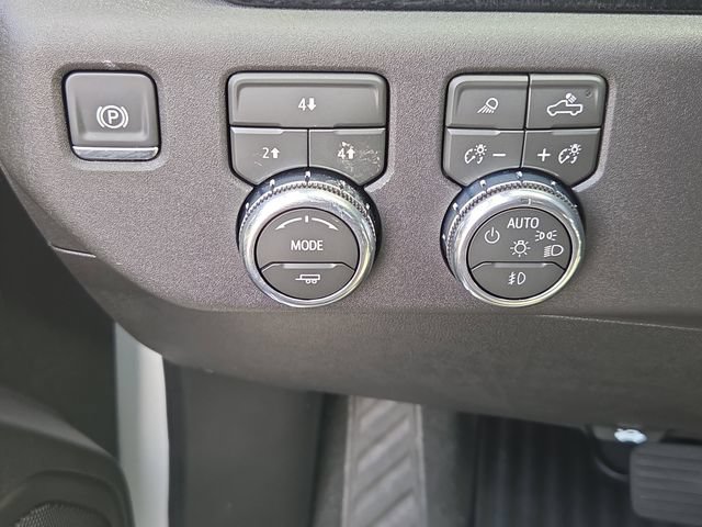 2026 GMC Sierra 3500HD SLE - Photo 14