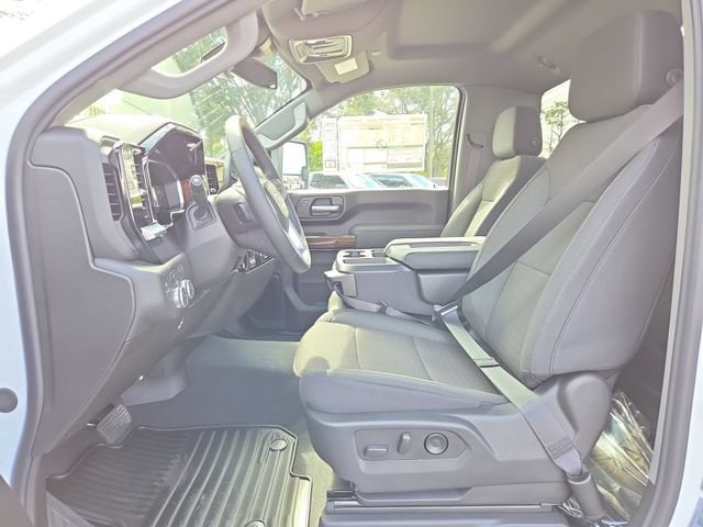 2026 GMC Sierra 3500HD SLE - Photo 9