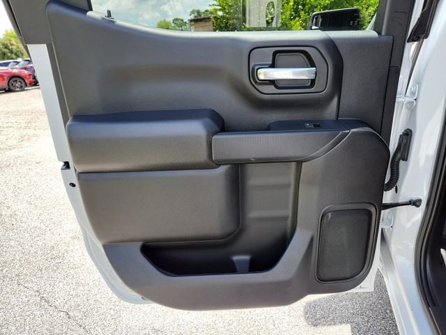 2026 GMC Sierra 1500 Pro - Photo 9