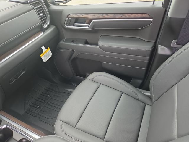 2026 GMC Sierra 1500 SLT - Photo 14