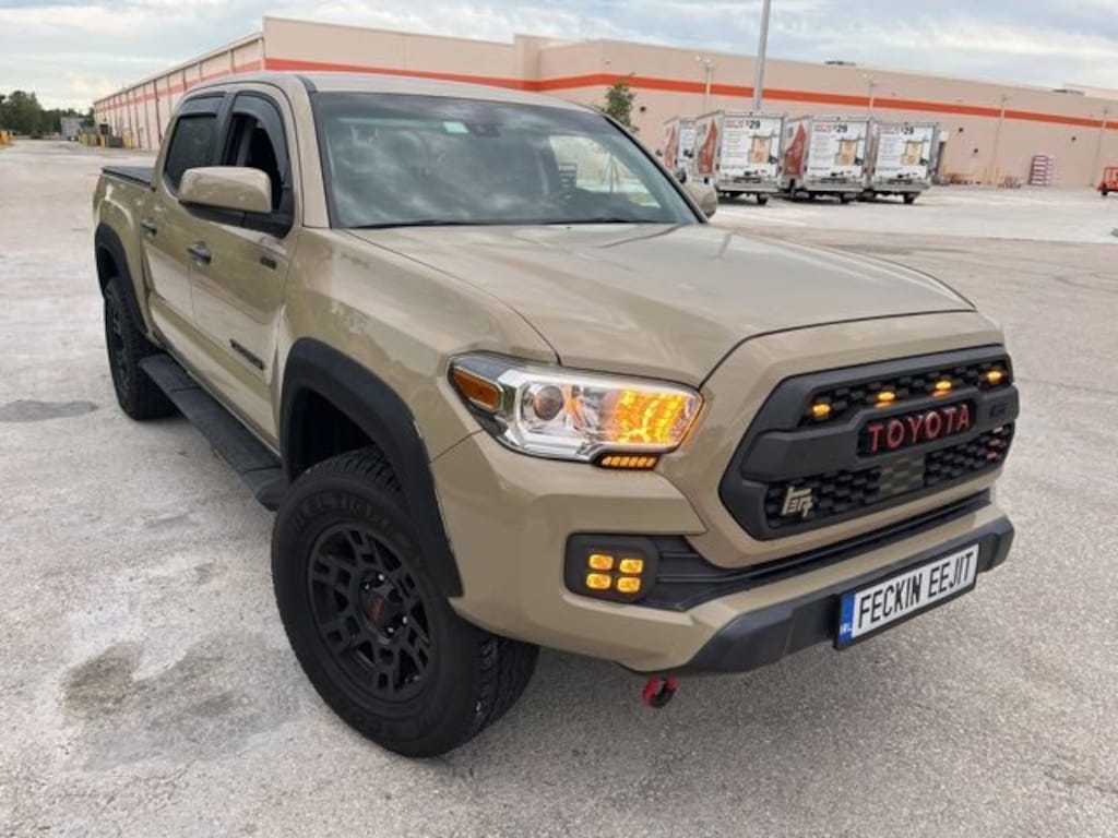 Used 2020 Toyota Tacoma SR5 V6 Truck