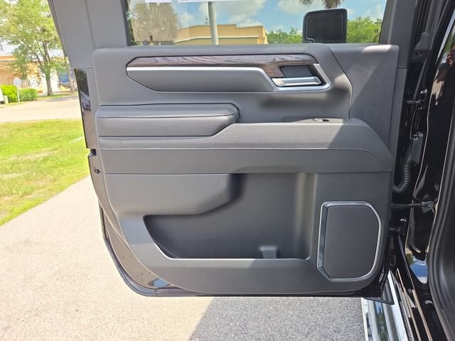 2026 GMC Sierra 3500HD SLT - Photo 10