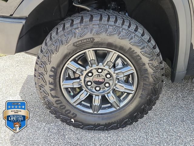 2026 GMC Sierra 1500 AT4X - Photo 6