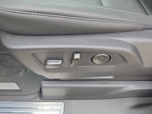2026 GMC Sierra 1500 SLT - Photo 18