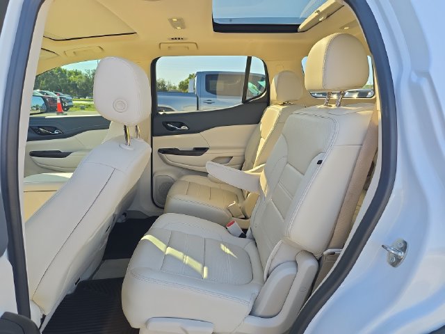 2023 GMC Acadia Denali - Photo 9