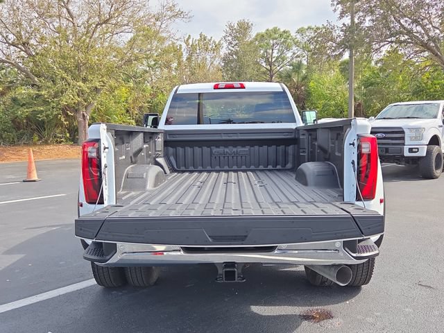 2026 GMC Sierra 3500HD SLE - Photo 6