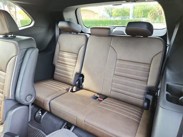 2026 GMC Acadia Denali Ultimate - Photo 10