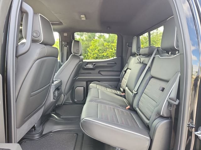 2026 GMC Sierra 1500 AT4X - Photo 8