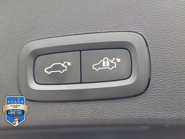 2023 Volvo XC40 Ultimate - Photo 6