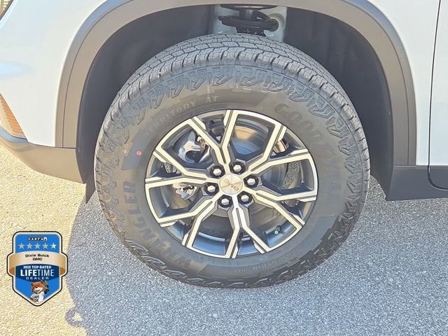 2026 GMC Acadia AT4 - Photo 7