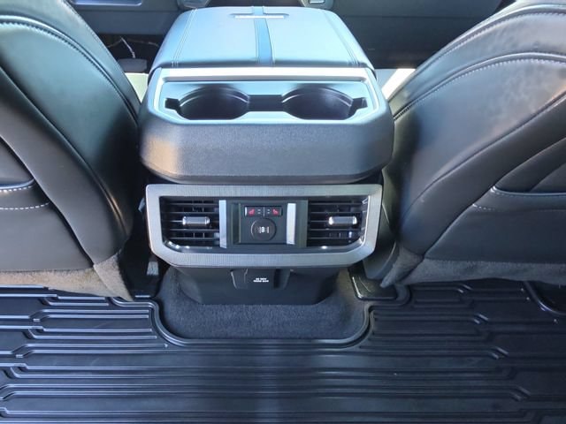 2025 Ford F-350 Super Duty Platinum - Photo 11