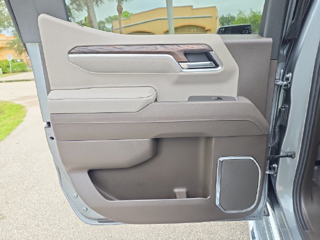 2026 GMC Sierra 1500 SLT - Photo 10