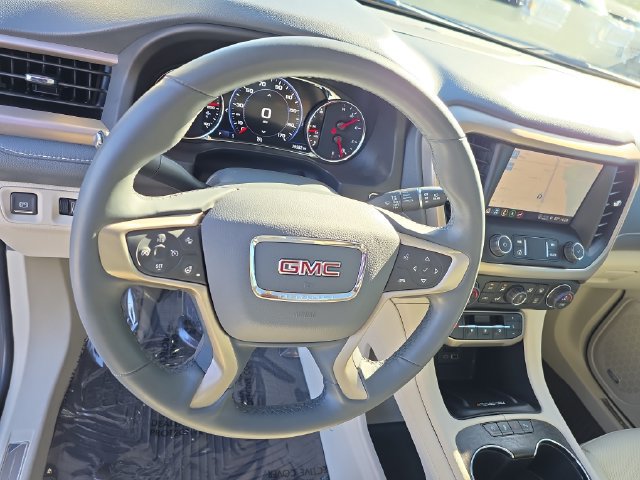2023 GMC Acadia Denali - Photo 19
