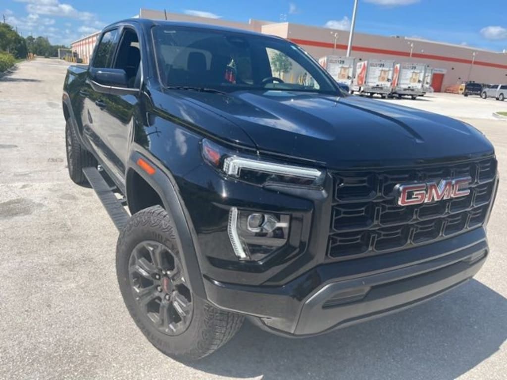 Used 2024 GMC Canyon Elevation Truck