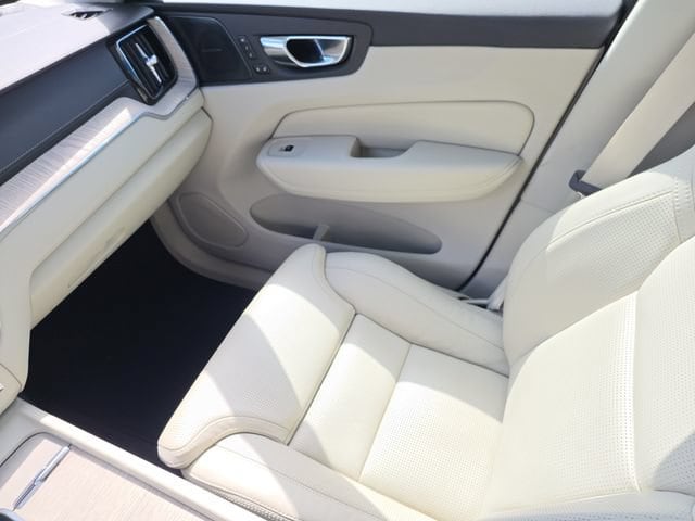 2023 Volvo XC60 Ultimate - Photo 15