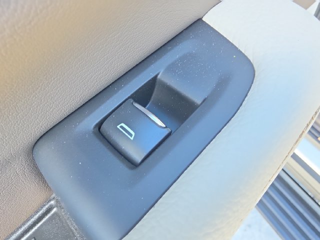 2026 GMC Yukon XL Denali - Photo 13