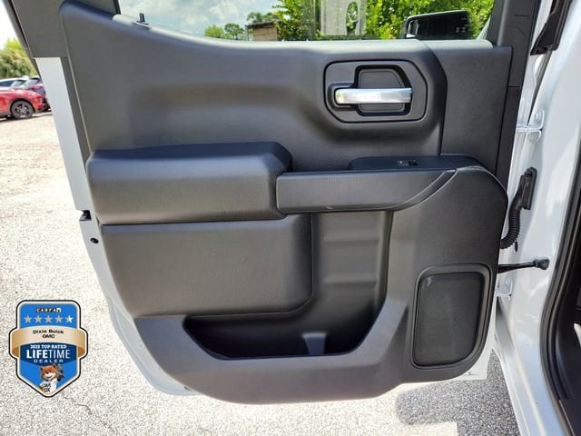 2026 GMC Sierra 1500 Pro - Photo 9