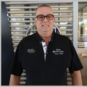 Staff member "Big Mike" Marlow from ID_c3013f