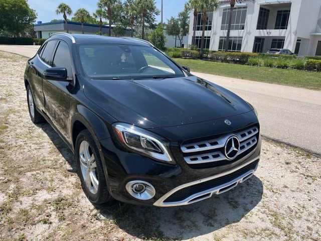 2020 Mercedes-Benz GLA GLA250 4MATIC's photo