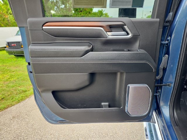 2025 GMC Sierra 2500HD Denali - Photo 9