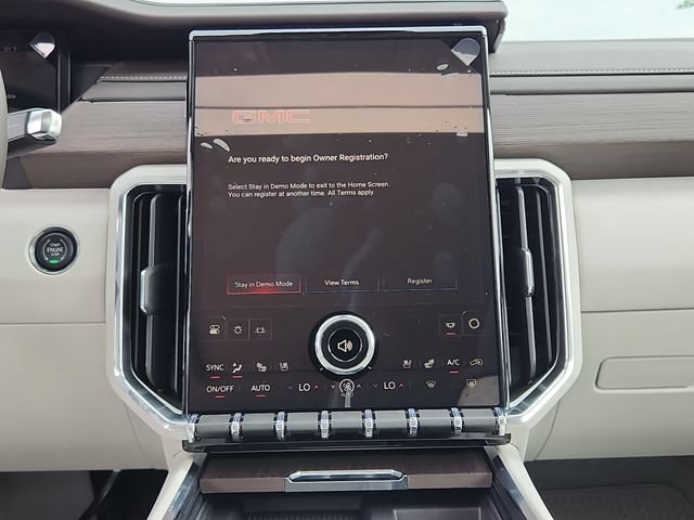 2026 GMC Acadia Denali - Photo 29