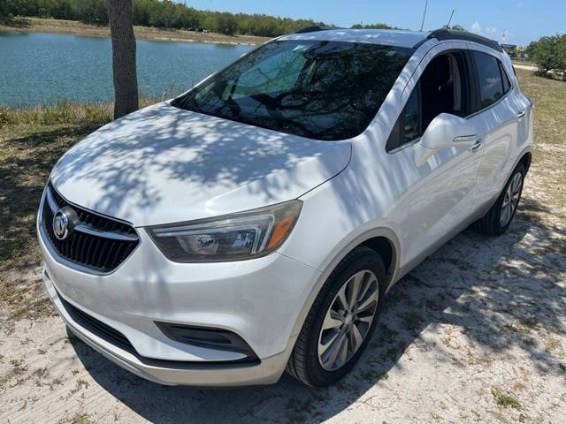 2018 Buick Encore Preferred's photo