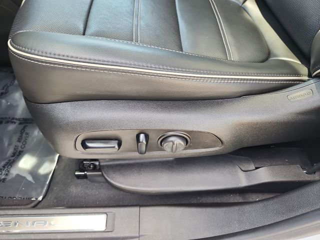 2023 GMC Acadia Denali - Photo 20