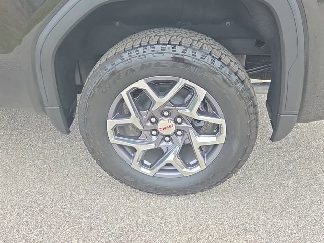 2026 GMC Sierra 1500 SLT - Photo 7
