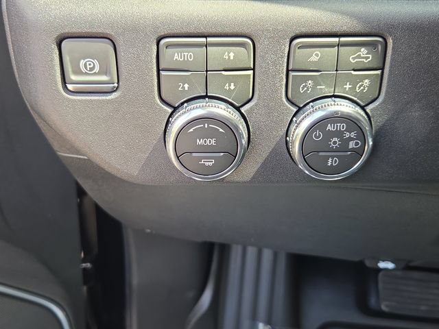 2026 GMC Sierra 3500HD SLT - Photo 21