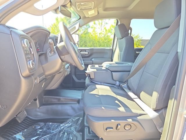 2026 GMC Sierra 3500 Chassis Cab Pro - Photo 16