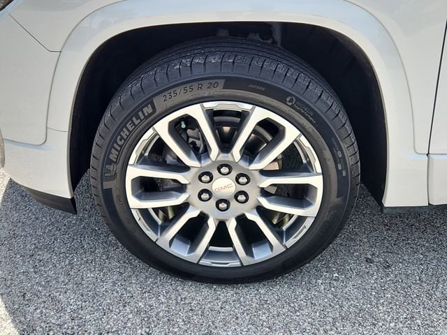 2023 GMC Acadia Denali - Photo 7