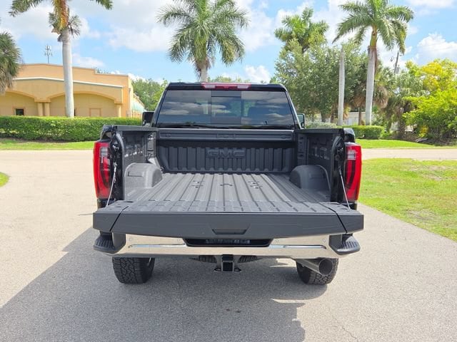 2026 GMC Sierra 3500HD SLT - Photo 6