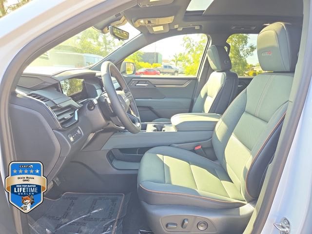 2026 GMC Acadia AT4 - Photo 18