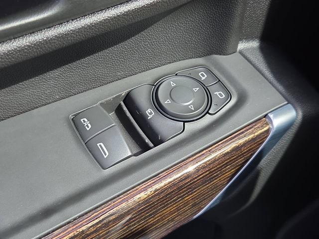 2026 GMC Sierra 3500HD SLE - Photo 13