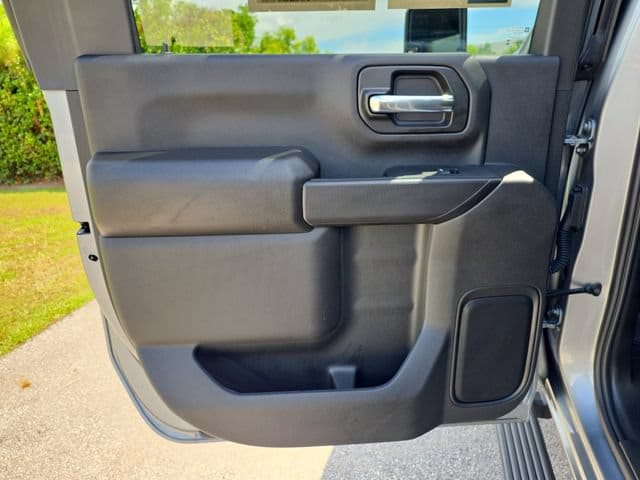 2026 GMC Sierra 2500HD Pro - Photo 9