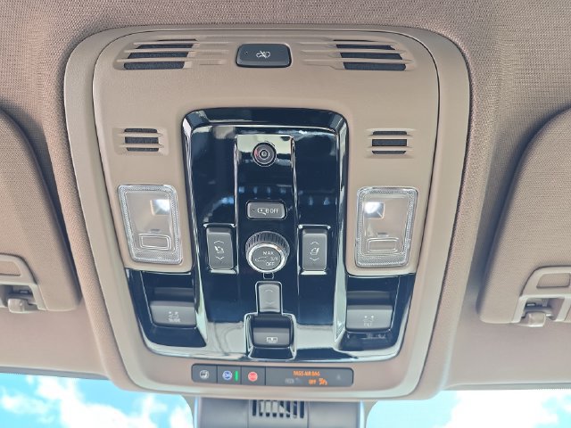 2026 GMC Yukon XL Denali - Photo 35