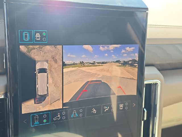 2026 GMC Yukon XL Denali - Photo 32