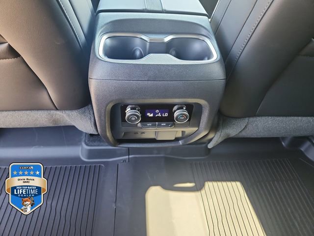 2026 Buick Enclave Preferred - Photo 13
