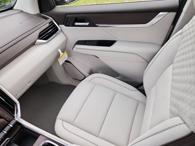 2026 GMC Acadia Denali - Photo 17