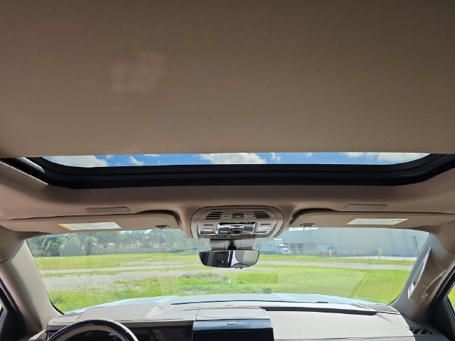 2026 GMC Yukon XL Denali - Photo 16