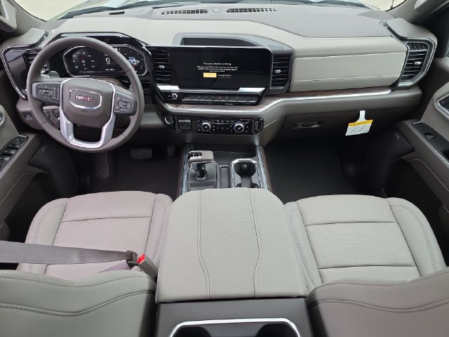 2026 GMC Sierra 1500 SLT - Photo 14