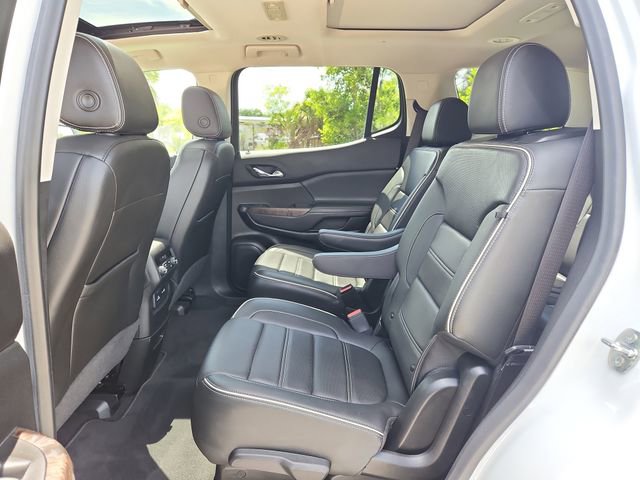 2023 GMC Acadia Denali - Photo 9