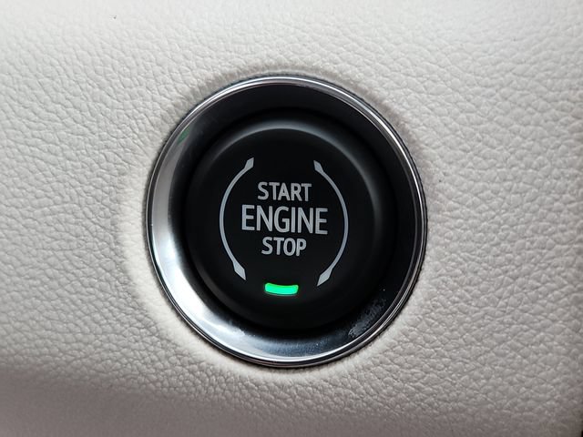 2026 GMC Acadia Denali - Photo 32